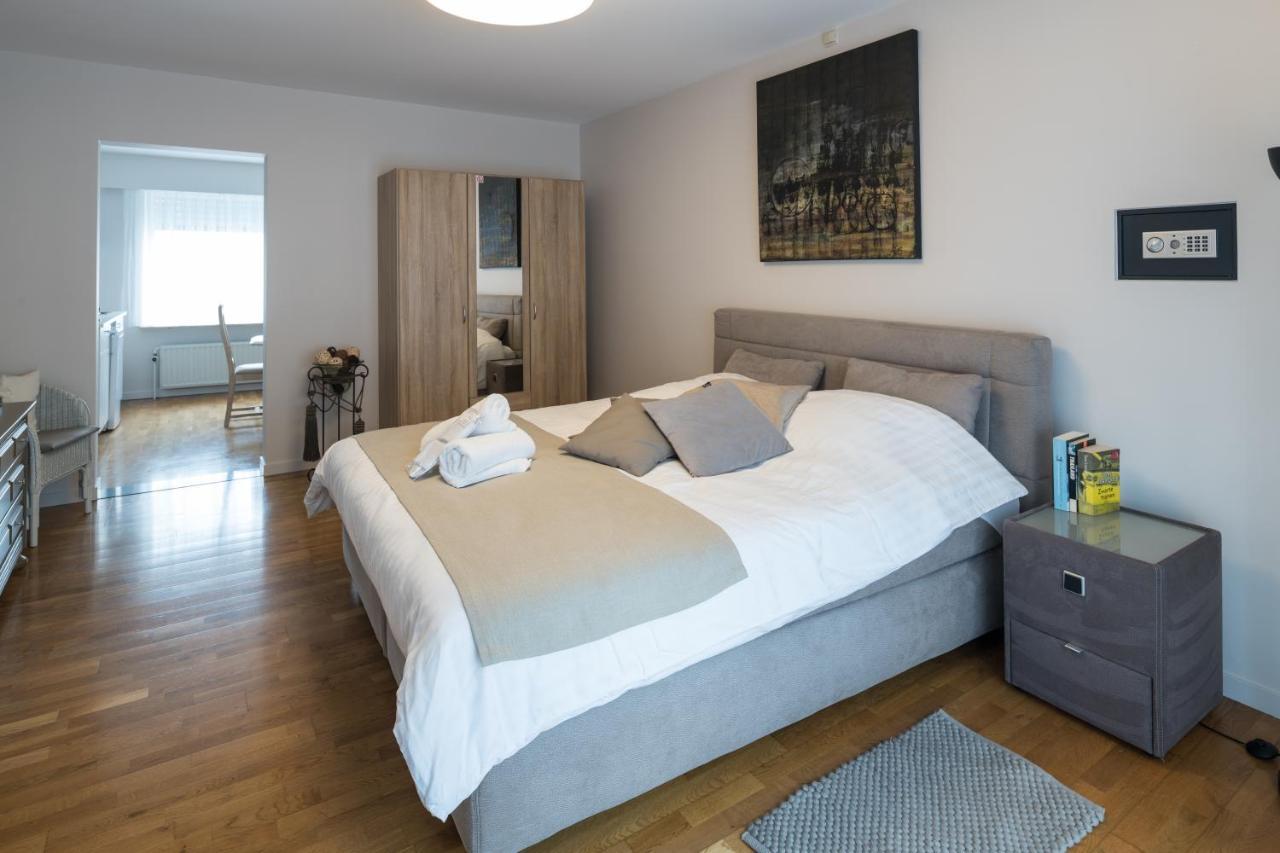 Logies De Blauwe Regen Apartment Beveren  Exterior foto